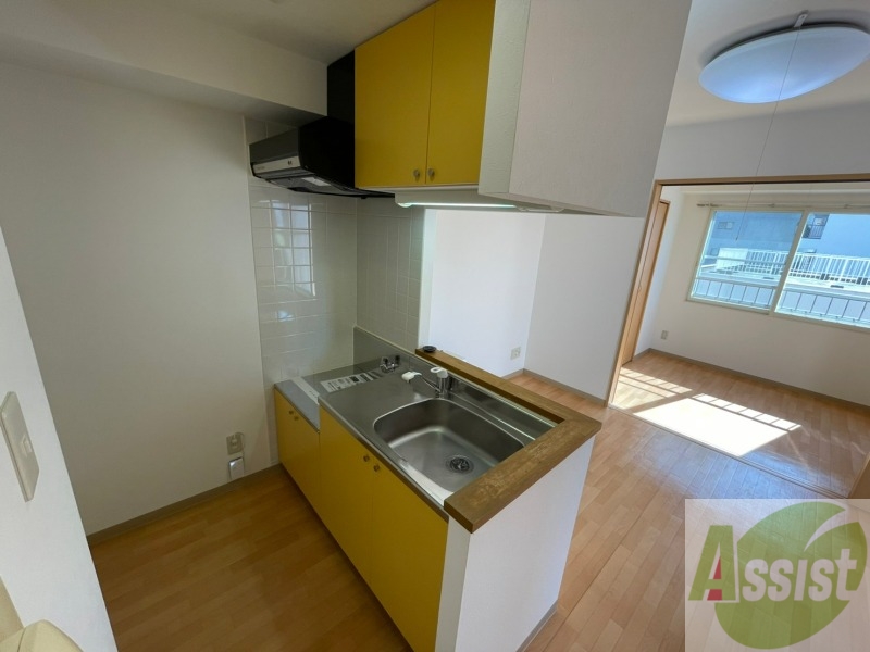 キッチン　ガスキッチンです。コンロが設置できます。