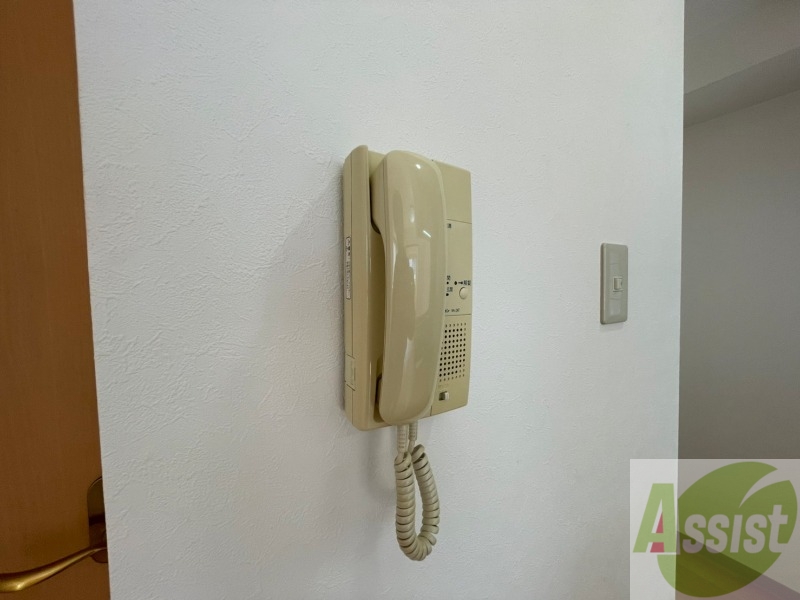 セキュリティ　来客時にはこれで受け答えが出来るので安心です。