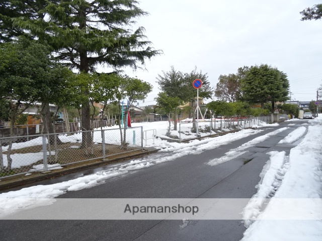 その他　前面道路（その他）まで0m