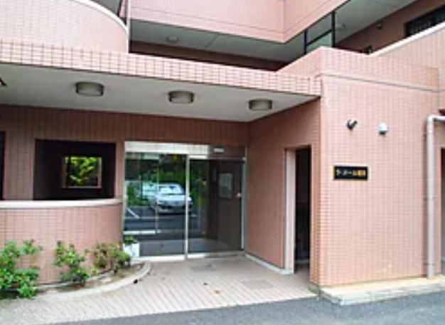 ロビー　南向きです