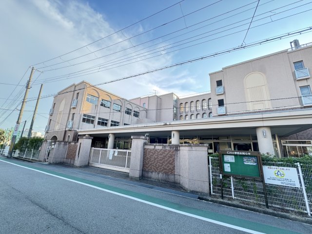 小学校　宝塚市立仁川小学校（小学校）まで781m