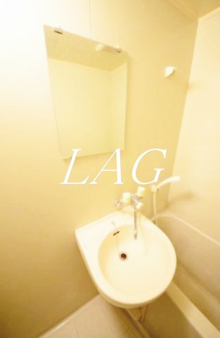 洗面設備　洗面台です。