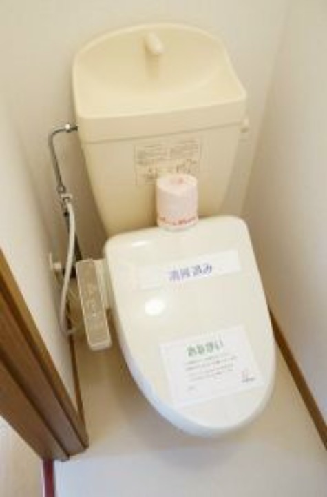 トイレ　別号室