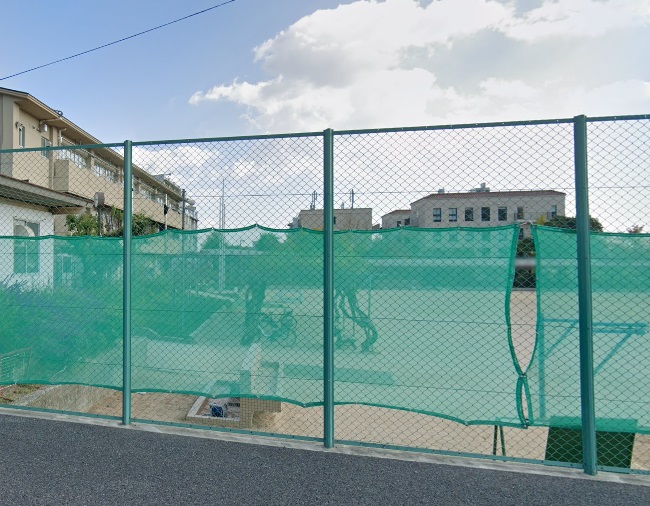 小学校　上ケ原小学校（小学校）まで321m