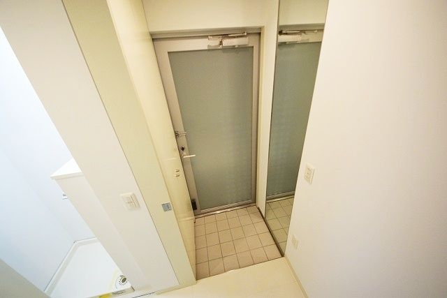 玄関　※別部屋参照