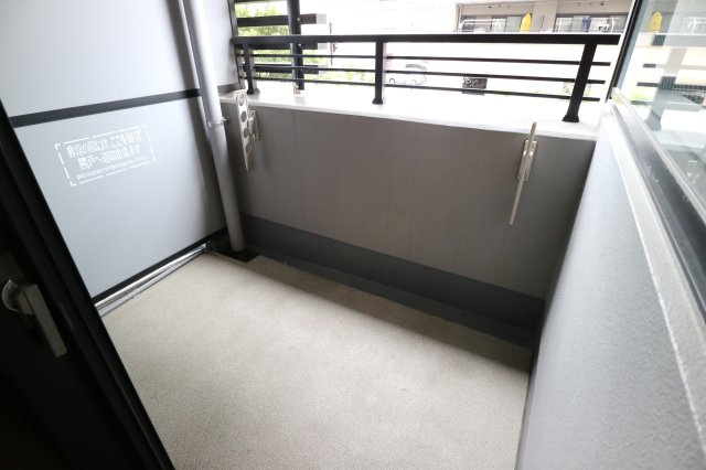 バルコニー　同一タイプです。