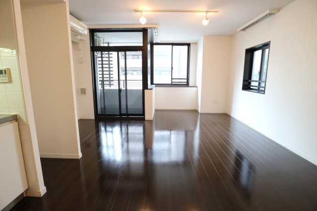 居室・リビング　同一タイプです。