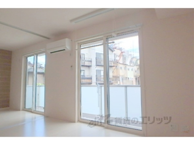 居室・リビング　洋室