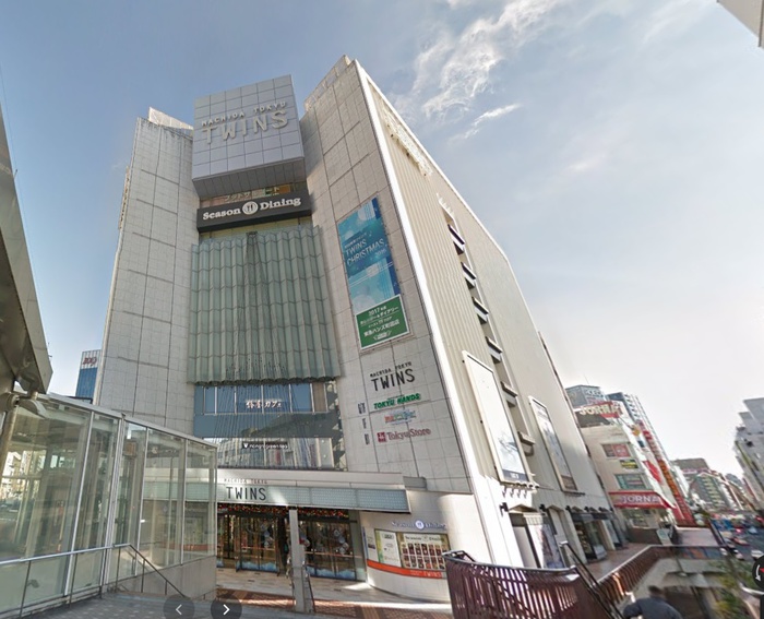 ショッピングセンター　町田東急ツインズ（ショッピングセンター）まで401m