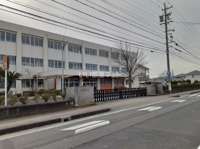 小学校　亀山市立亀山東小学校（小学校）まで753m