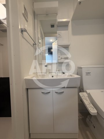 洗面設備　エグゼ大阪DOME CITYシエル　独立洗面台