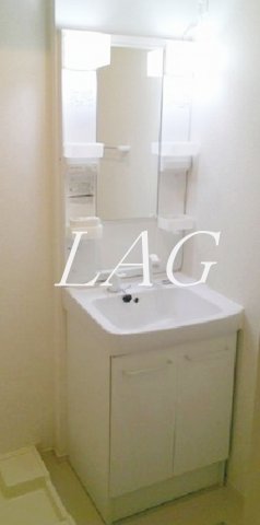 洗面設備　独立洗面台です。