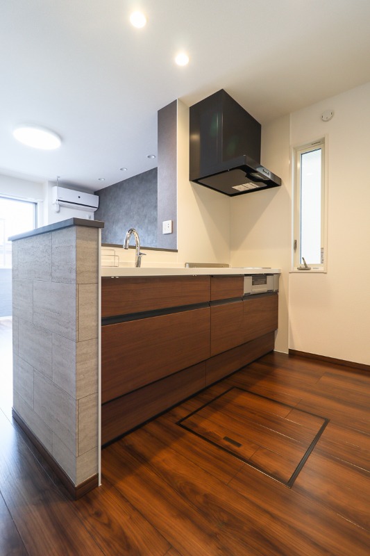 キッチン　図面と現状に相違がある場合には現状を優先