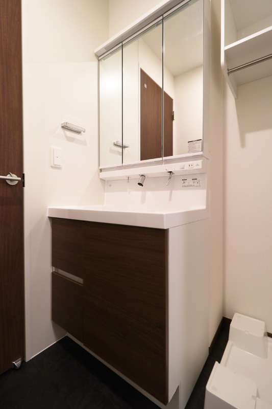 洗面設備　図面と現状に相違がある場合には現状を優先