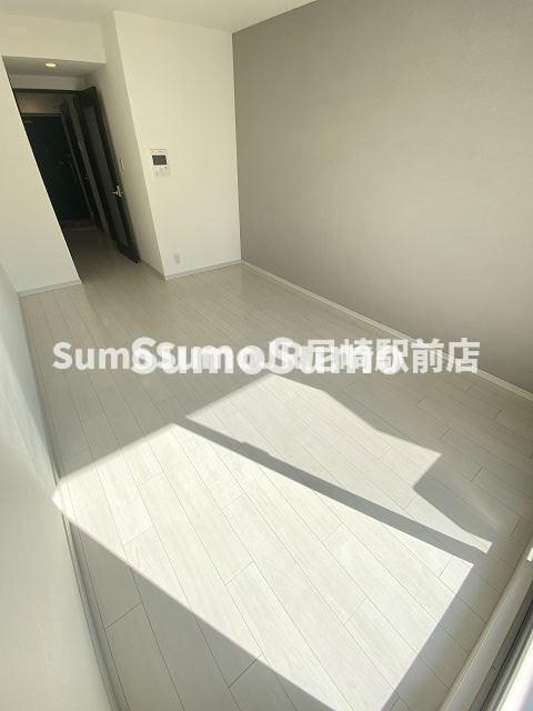 その他部屋・スペース　開放的な寝室です