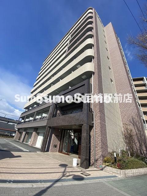 建物外観　落ち着いた雰囲気の外観です