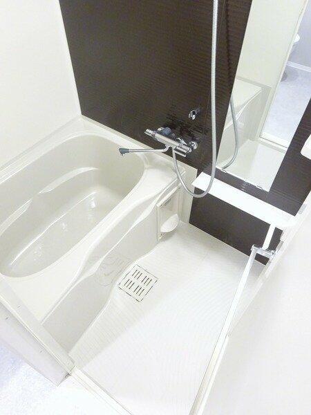 バス・シャワールーム　?