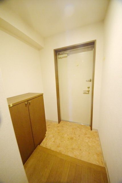 玄関　★お部屋探しは、当店千歳烏山店へ★