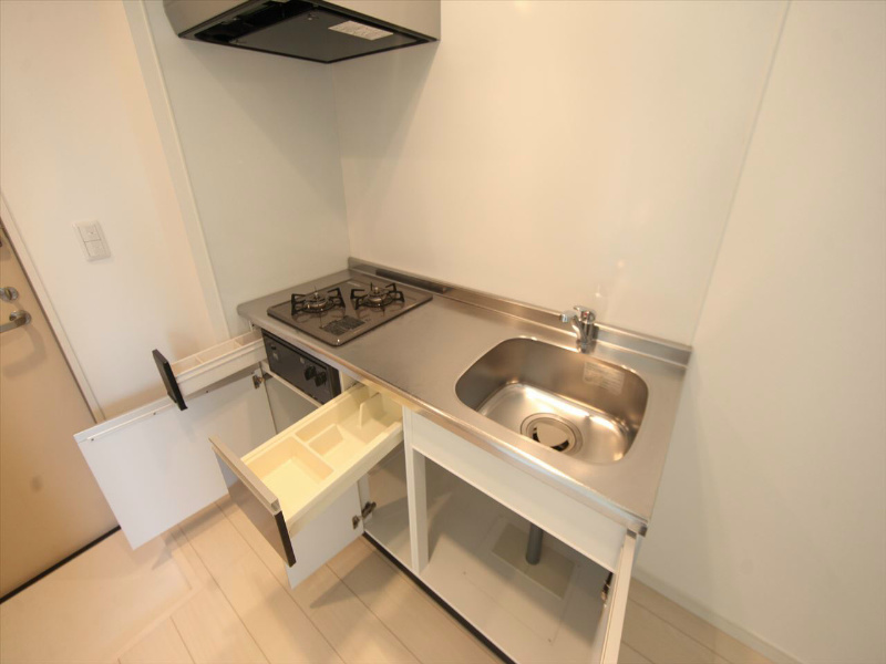 キッチン　システムキッチン（ガス2口）冷蔵庫ご用意できます