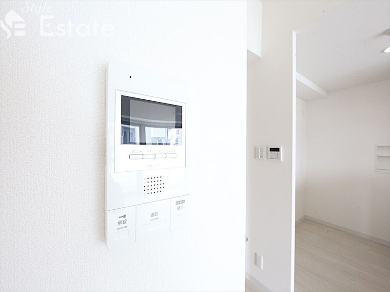 セキュリティ　モニター付きインターホン