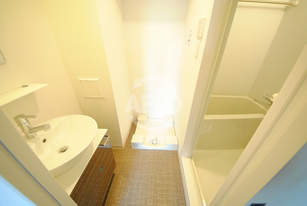 洗面設備　エスリード阿波座レジデンス　洗面脱衣所