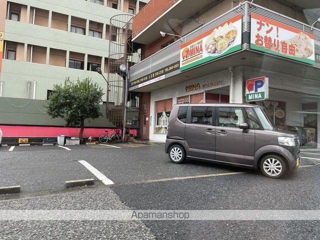 飲食店　ＭＩＮＡ 戸畑店（飲食店）まで881m