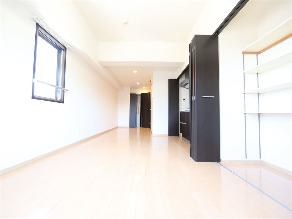 その他　洋室14.4帖　エアコン完備