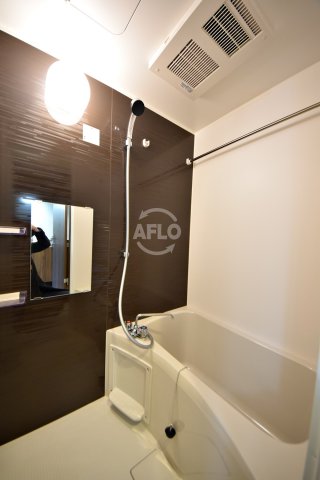 バス・シャワールーム　エグゼ堺筋本町　浴室