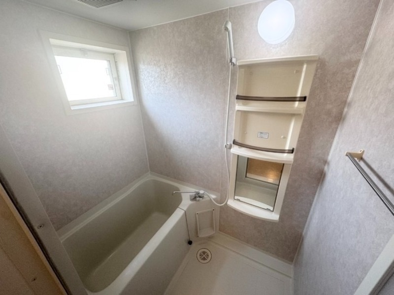 バス・シャワールーム　図面と現状に相違がある場合には現状を優先