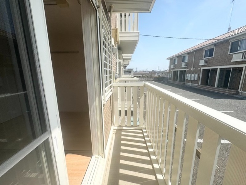 バルコニー　図面と現状に相違がある場合には現状を優先