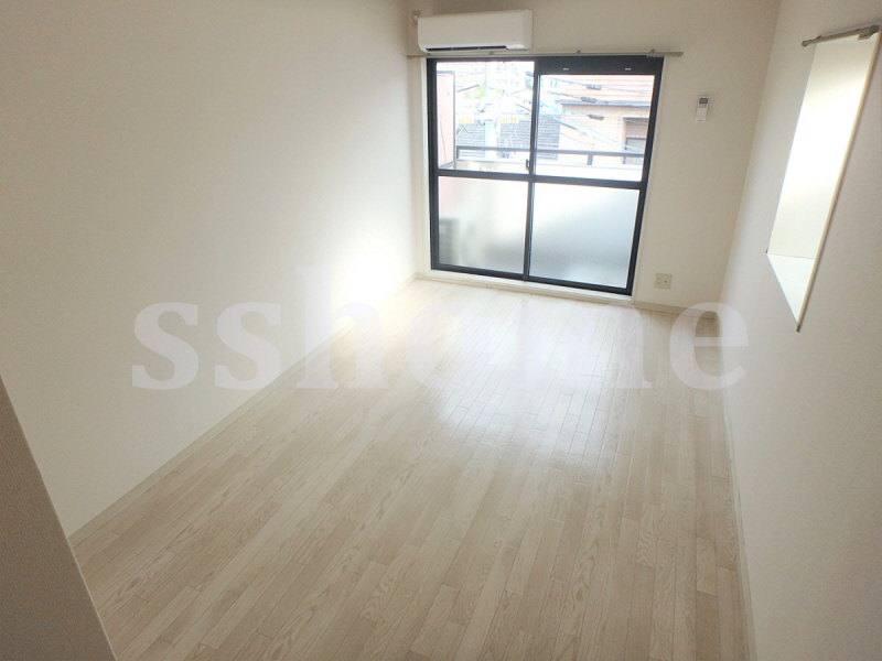 居室・リビング　綺麗なお部屋です