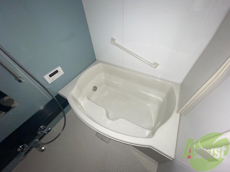 バス・シャワールーム　疲れた日は湯船につかって癒されましょう～。