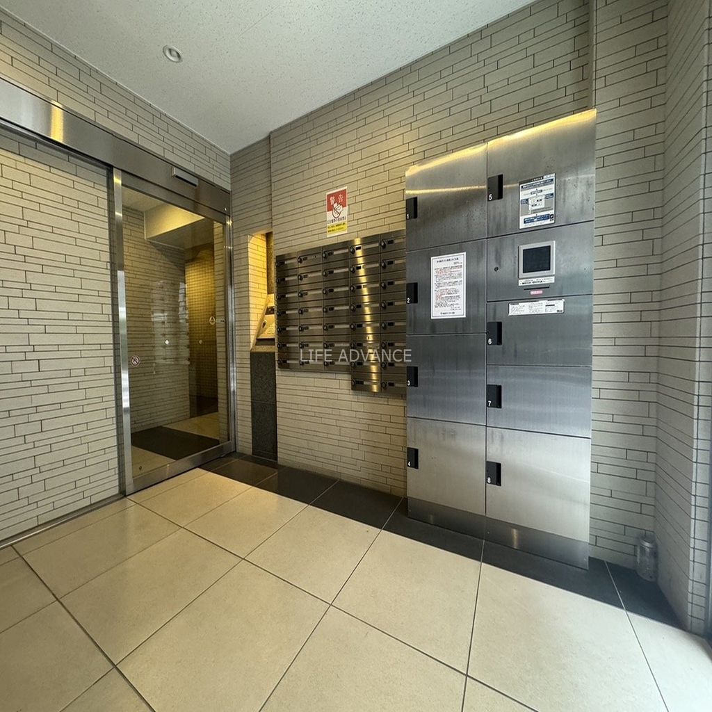 エントランス　エントランス