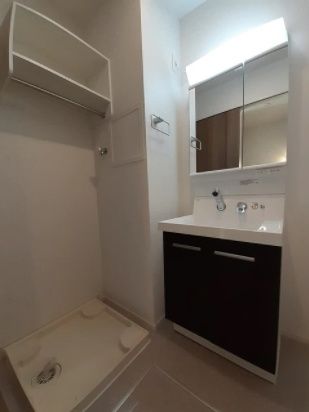 洗面設備　☆嬉しい独立洗面台☆