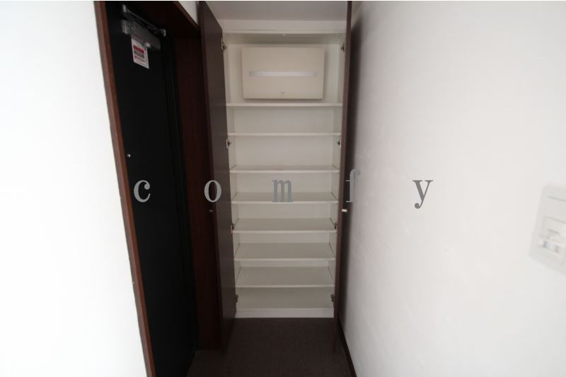 収納　玄関のシューズボックス