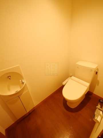 トイレ　三番町ハウス