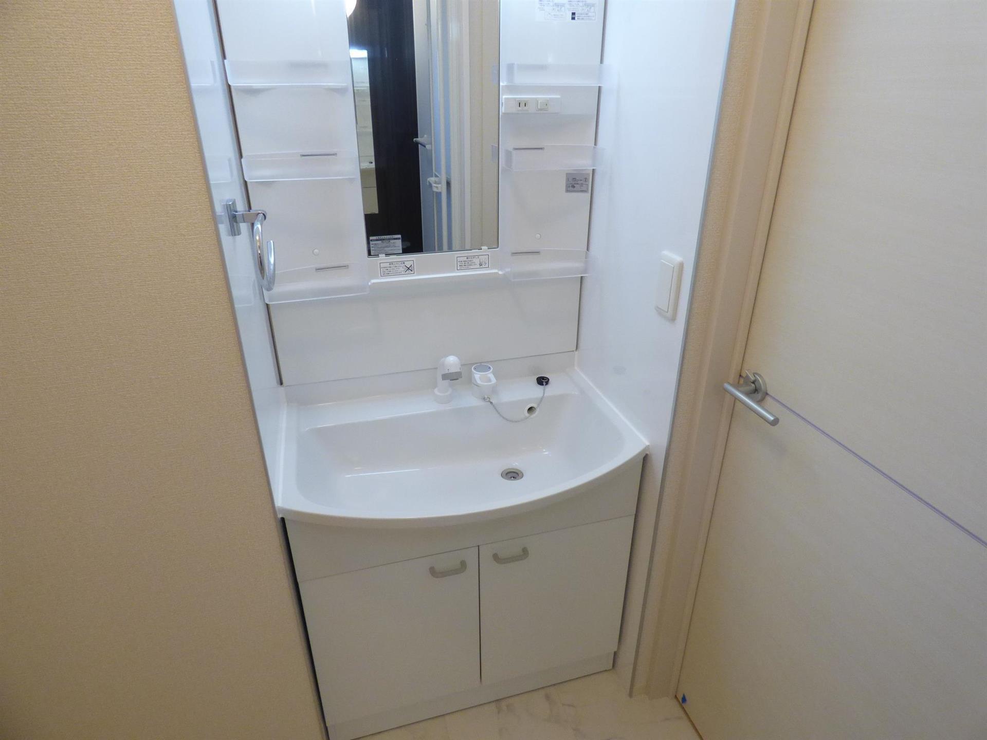 洗面設備　洗面室