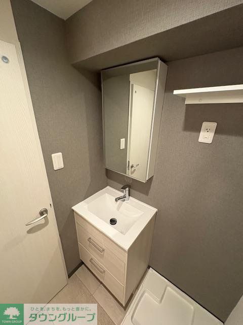 洗面設備　内見の予約先はタウンハウジング新中野店になります★★