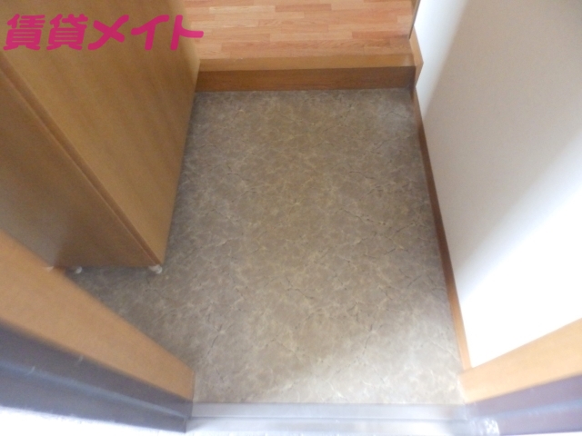 玄関　同物件別室の画像です