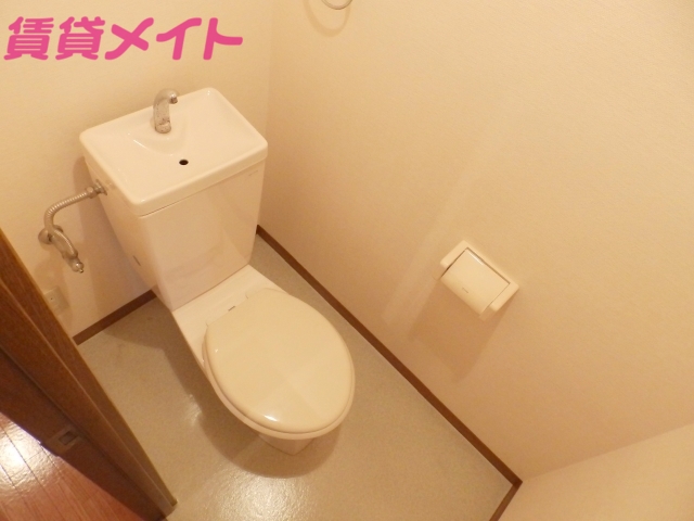 トイレ　同物件別室の画像です