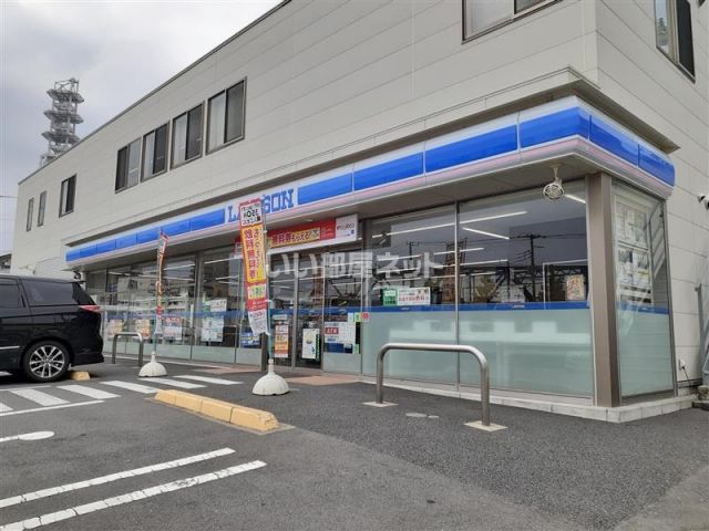 コンビニ　ローソン 藤沢一本松店（コンビニ）まで217m