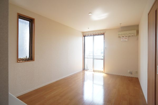 その他設備　エアコン２台付