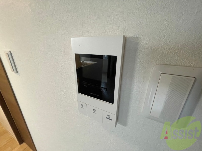セキュリティ　ＴＶモニター付インターホンです。来客者の顔が見えるので安心！