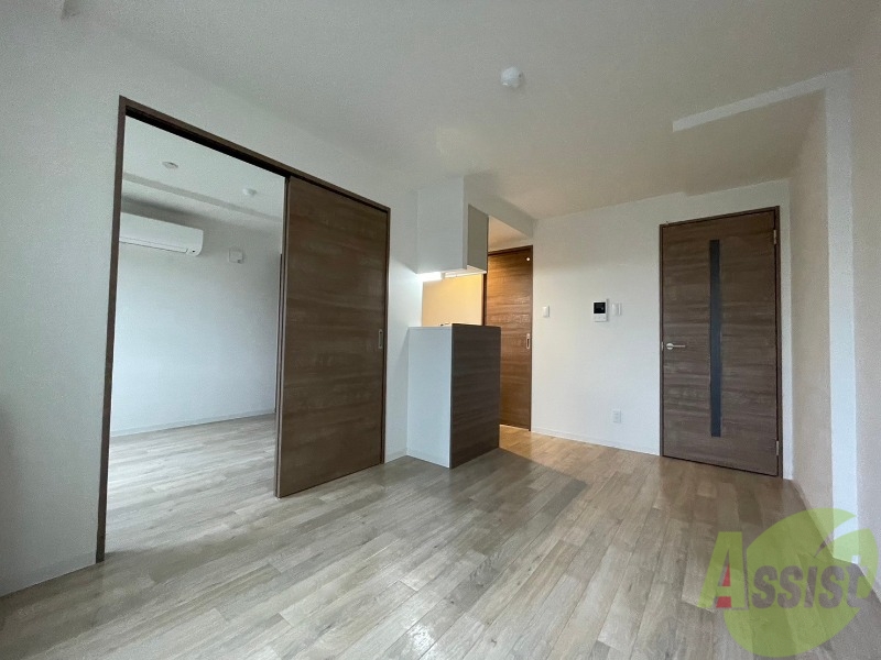 居室・リビング　広くてキレイなお部屋が広がっていて、充実した生活が送れそう。