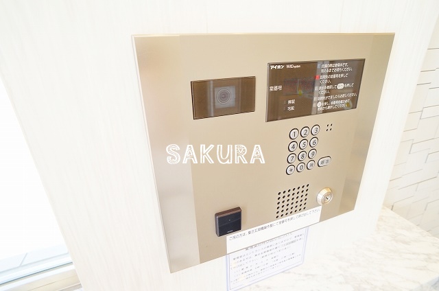 セキュリティ　安心のモニター付きオートロック♪