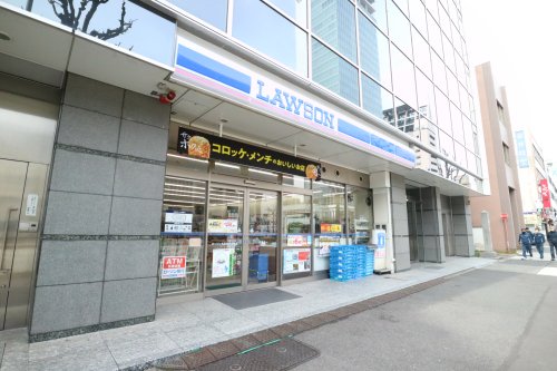 コンビニ　ローソン 丸の内伏見通店（コンビニ）まで384m