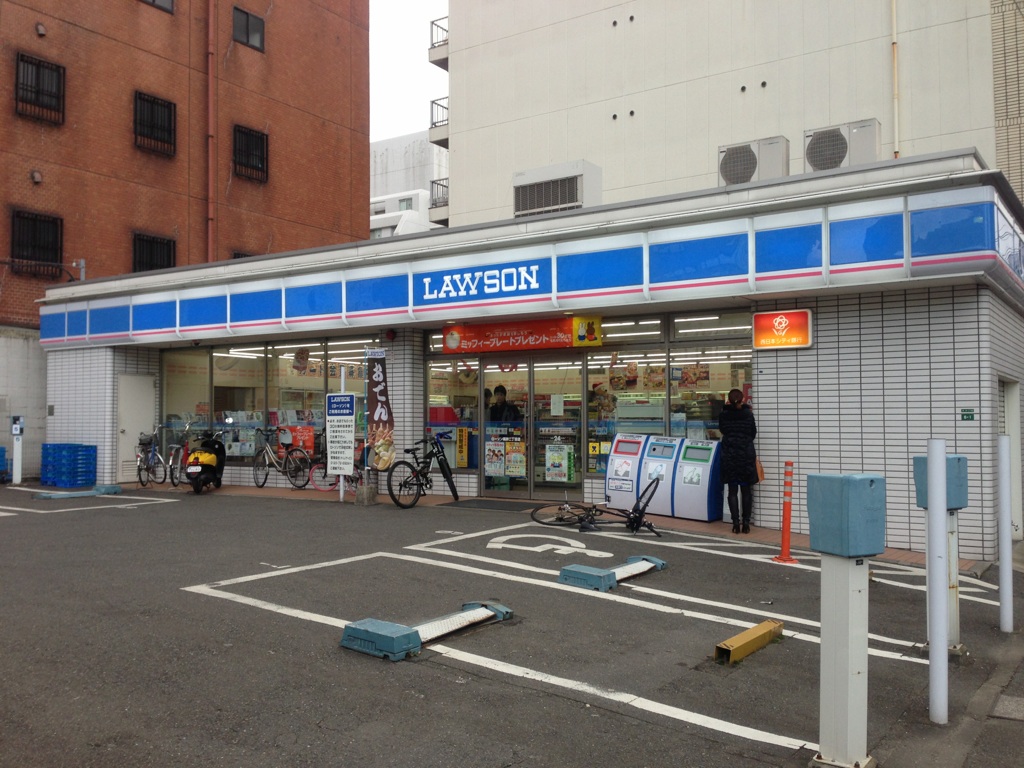 コンビニ　ローソン博多石城町店（コンビニ）まで107m