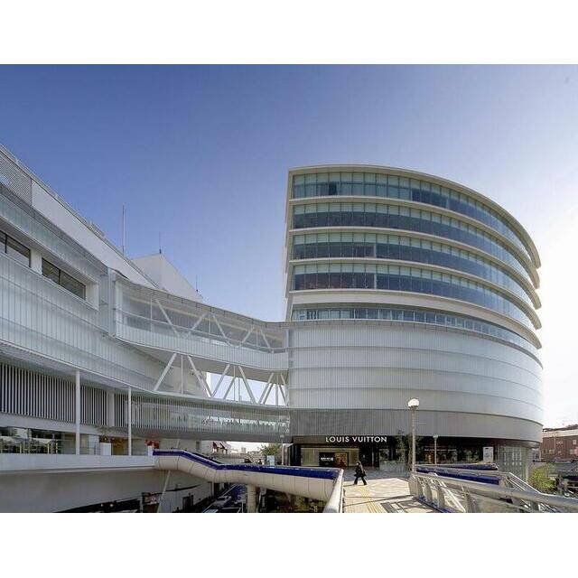 ショッピングセンター　柏高島屋ステーションモール（ショッピングセンター）まで100m