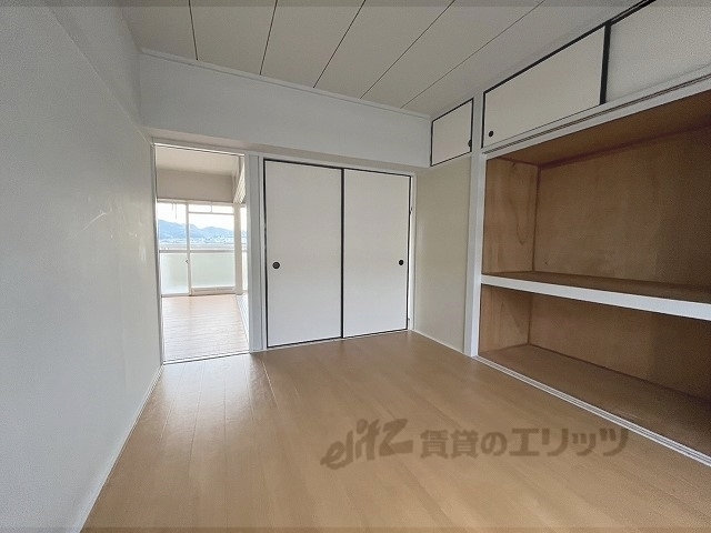 居室・リビング　洋室