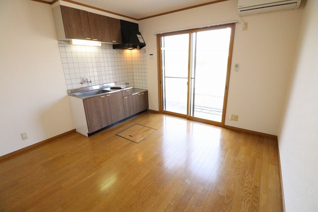 居室・リビング　※別部屋参考写真・現況優先※